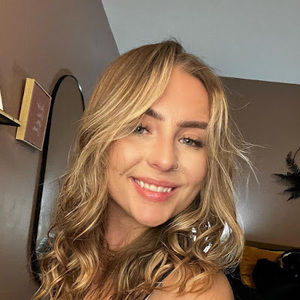 Meet your Posher, Tori renae